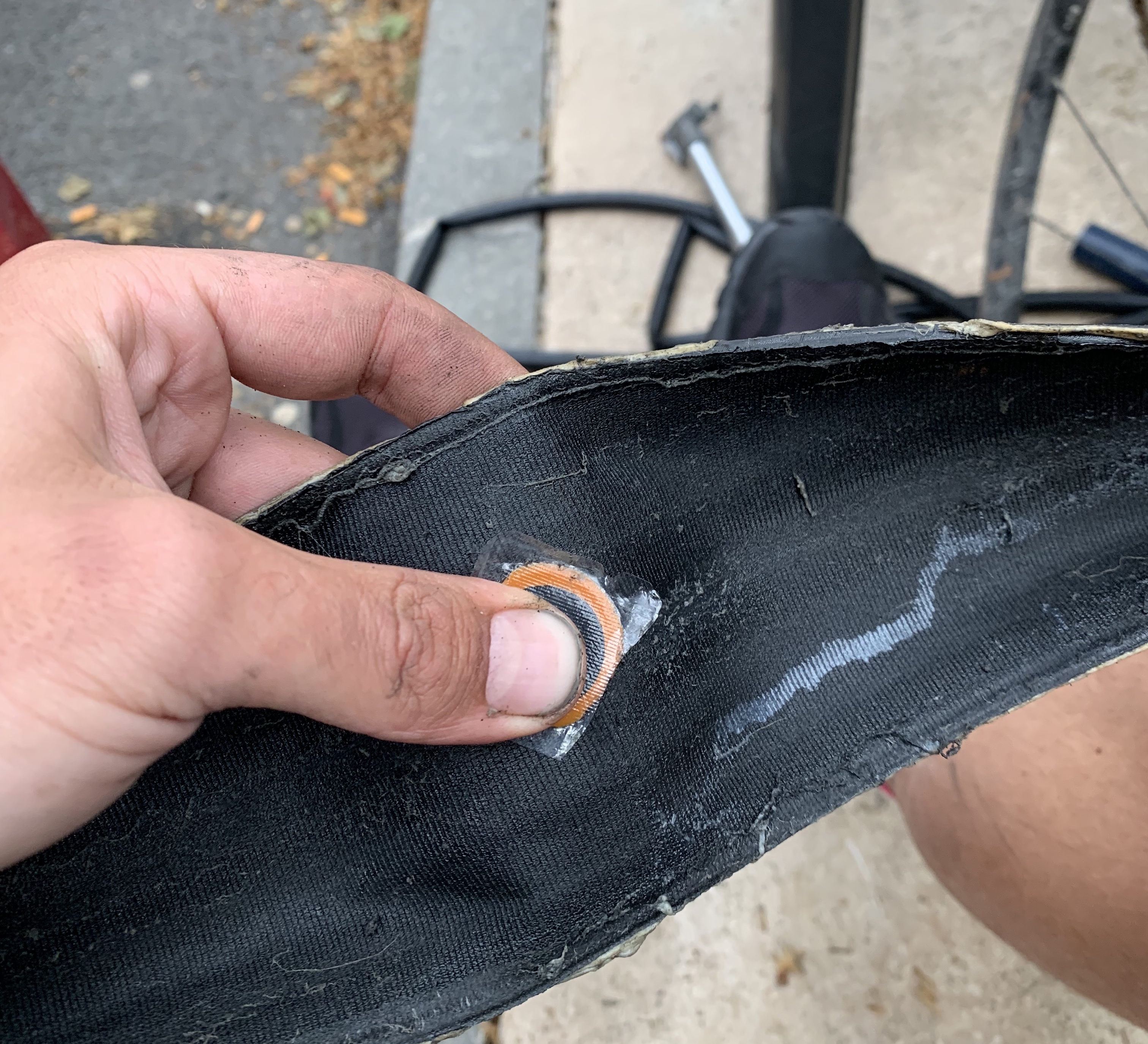 A big enough tyre hole can chew on tubes