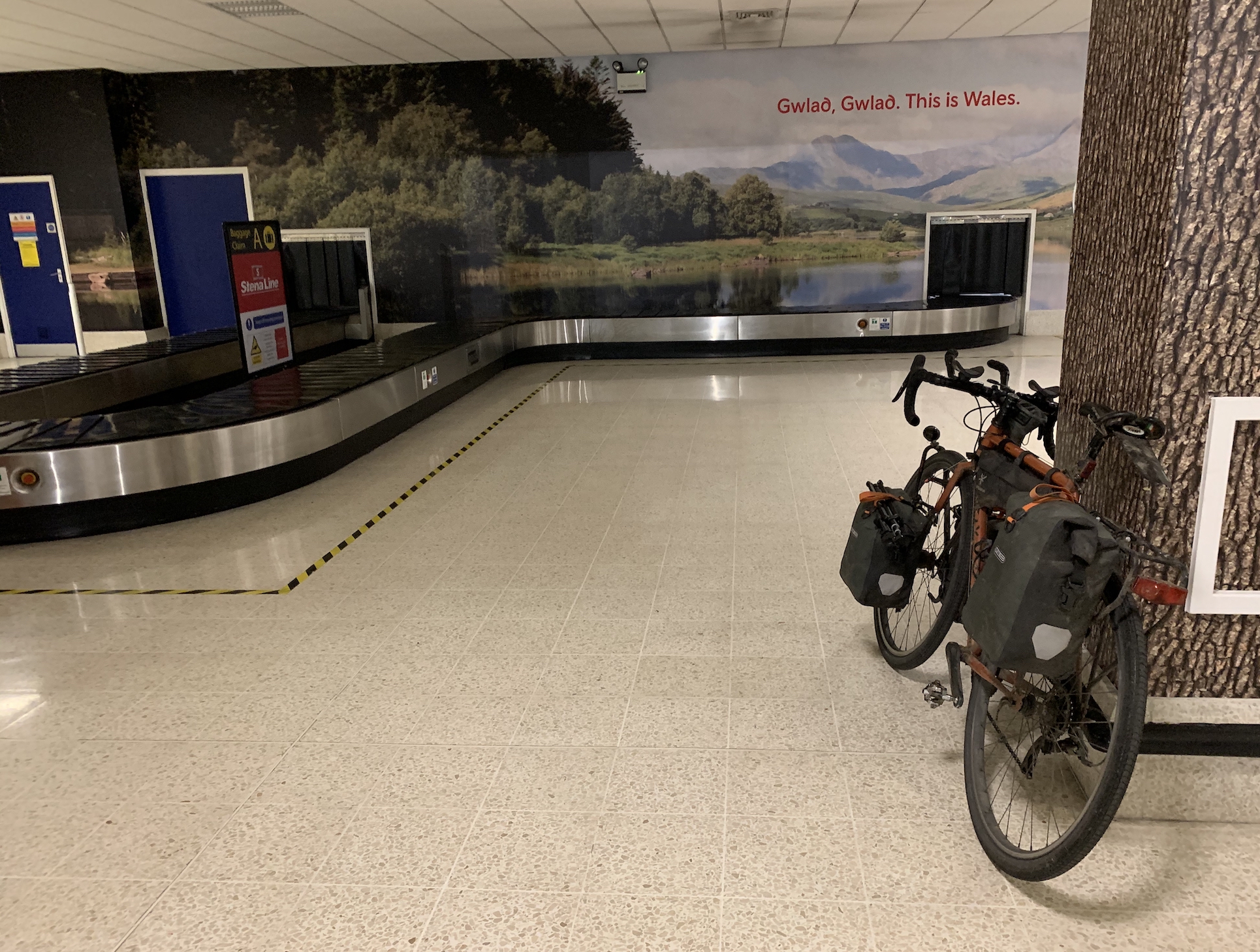 My bike sat in a ferry waiting area and thankfully none stole it